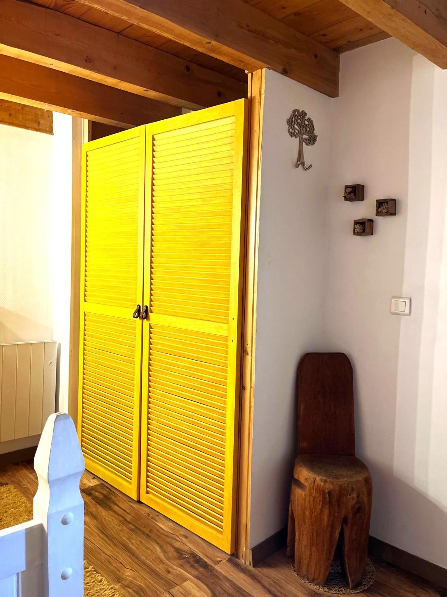 Cozy Mini House With Beautiful Views Apartment Eygliers Exterior photo