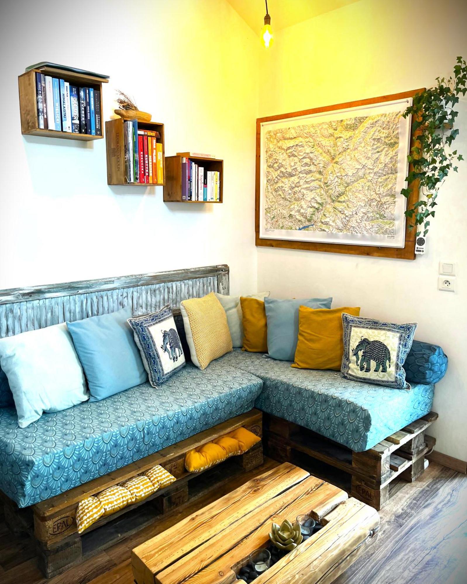 Cozy Mini House With Beautiful Views Apartment Eygliers Exterior photo